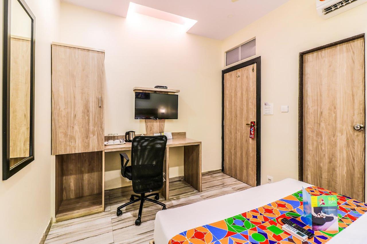 Fabhotel Aksa International - Nr Mumbai International Airport Exterior photo