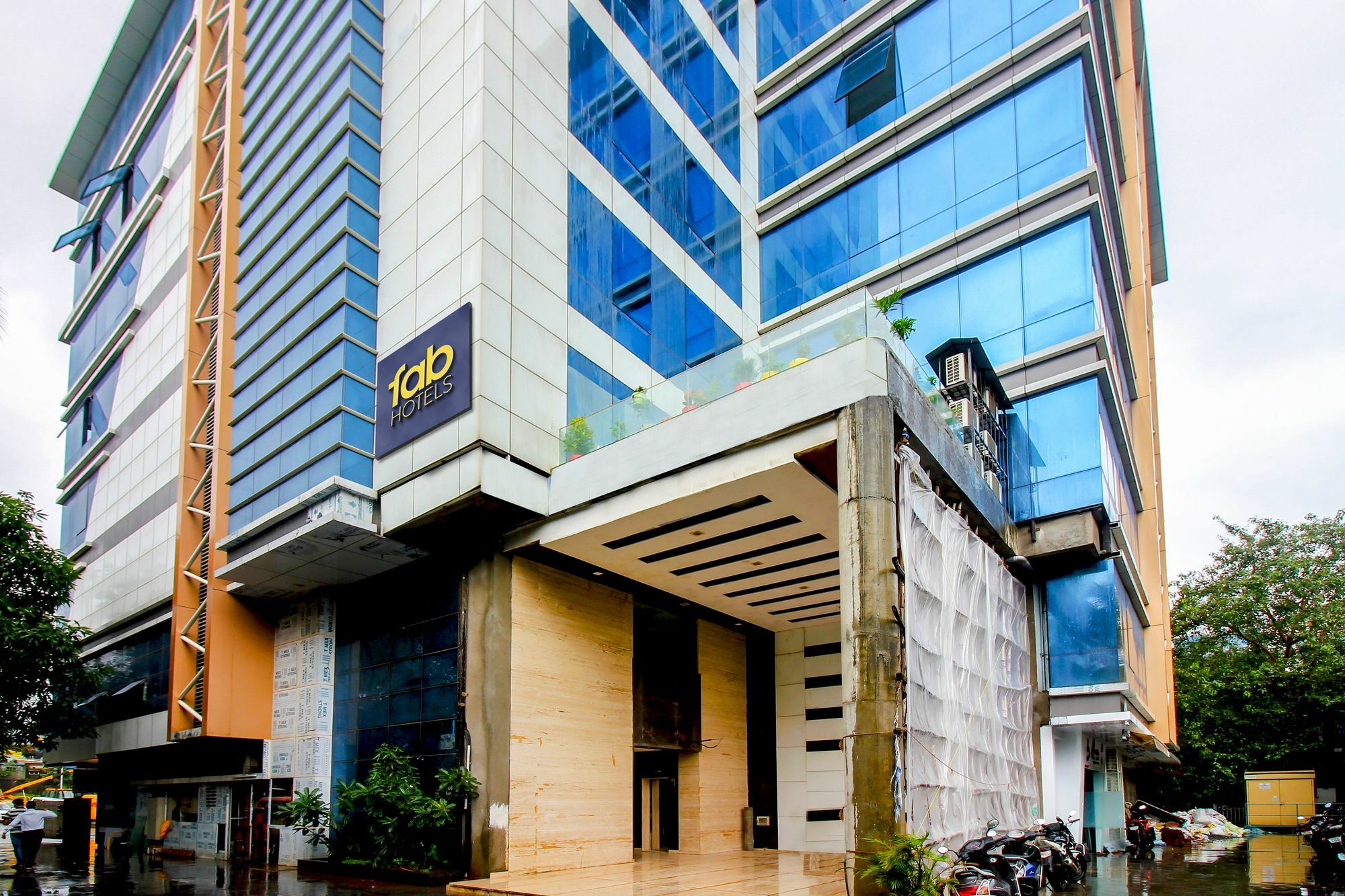 Fabhotel Aksa International - Nr Mumbai International Airport Exterior photo
